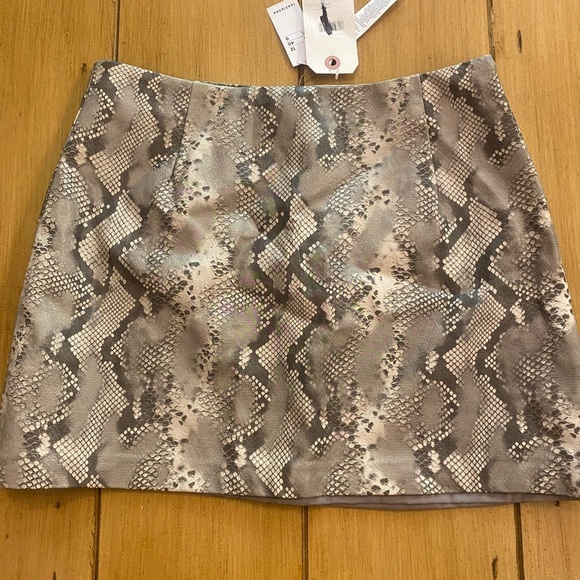 Topshop women’s snakeskin mini skirt lined zipper New size 8 - Picture 1 of 10